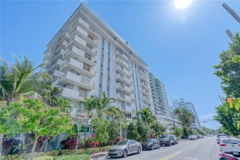 Copropriété à vendre à Miami Beach, Floride: 1 chambre, 60.85 m2 № 1945649 - photo 9