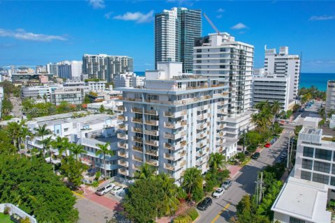 Copropriété à vendre à Miami Beach, Floride: 1 chambre, 60.85 m2 № 1945649 - photo 8
