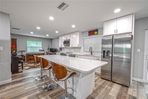 Casa en venta en Palm Harbor, Florida, 3 dormitorios, 124.86 m2 № 1902958 - foto 3