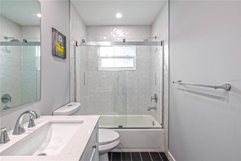 Casa en venta en Palm Harbor, Florida, 3 dormitorios, 124.86 m2 № 1902958 - foto 23