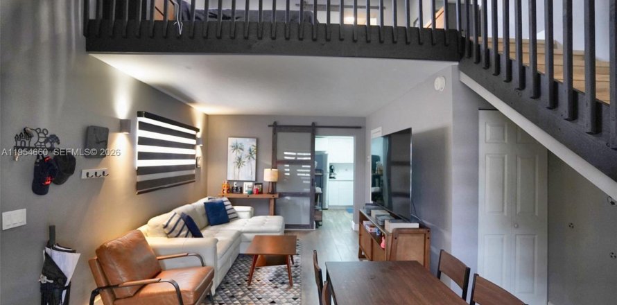 House in Coral Springs, Florida 1 bedroom, 67.73 sq.m. № 2011383