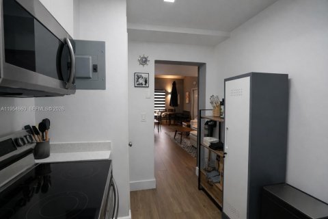 House in Coral Springs, Florida 1 bedroom, 67.73 sq.m. № 2011383 - photo 12