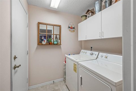 Купить кондоминиум в Сан-Сити-Центр, Флорида 8 комнат, 134.71м2, № 1885660 - фото 29