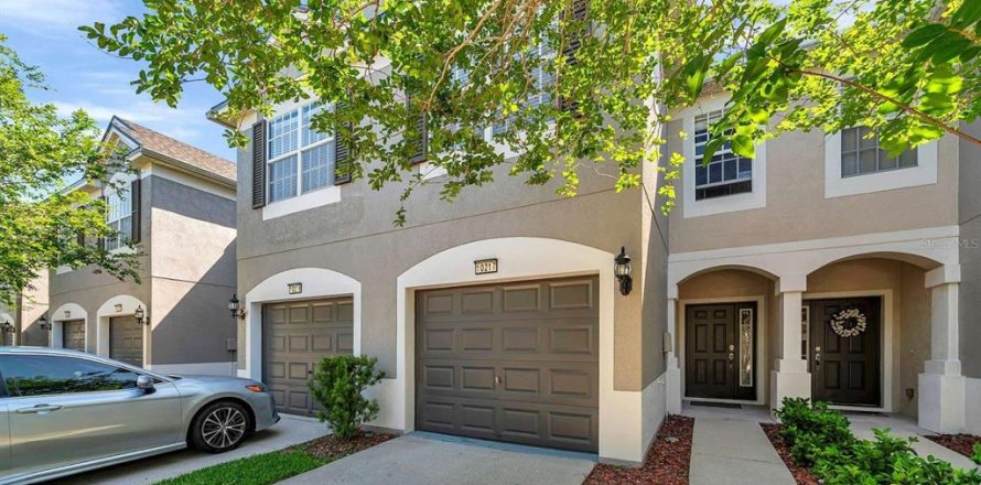 Adosado en Tampa, Florida 3 dormitorios, 150.69 m2 № 1782137