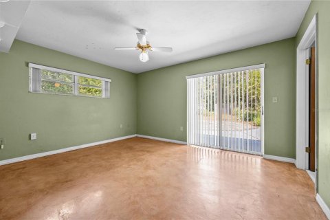 Casa en venta en Fort White, Florida, 3 dormitorios, 195.84 m2 № 1898989 - foto 24