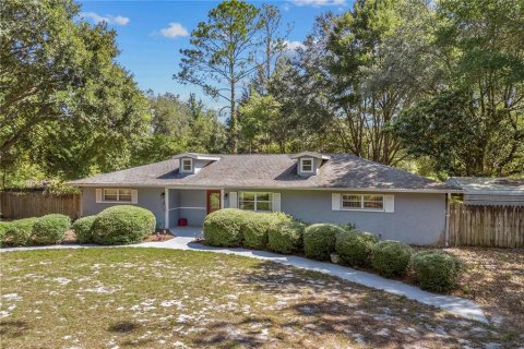 Casa en venta en Fort White, Florida, 3 dormitorios, 195.84 m2 № 1898989 - foto 5