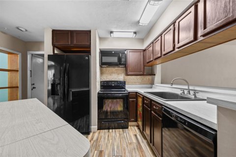 Casa en venta en Fort White, Florida, 3 dormitorios, 195.84 m2 № 1898989 - foto 16