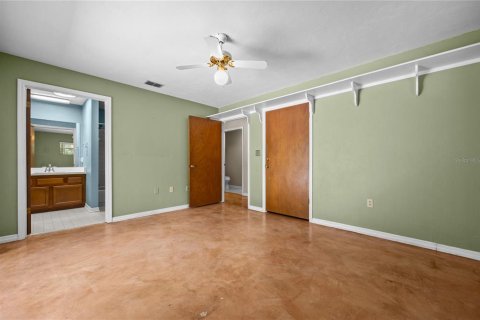 Casa en venta en Fort White, Florida, 3 dormitorios, 195.84 m2 № 1898989 - foto 23