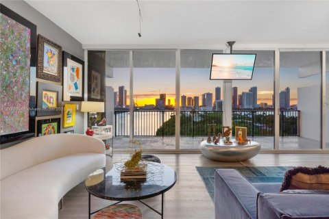 Купить кондоминиум в Майами, Флорида 1 спальня, 95.69м2, № 1977523 - фото 13