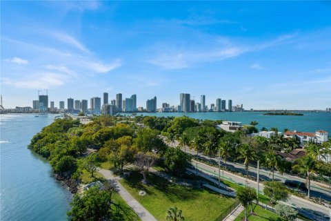 Купить кондоминиум в Майами, Флорида 1 спальня, 95.69м2, № 1977523 - фото 22