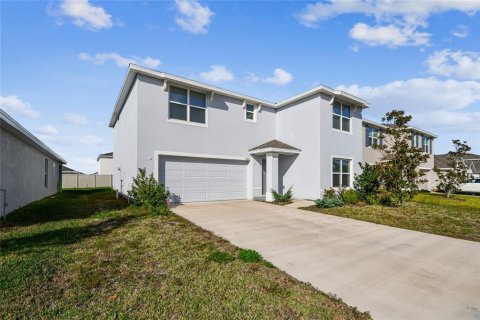 House in Tampa, Florida 4 bedrooms, 226.22 sq.m. № 2215664 - photo 2
