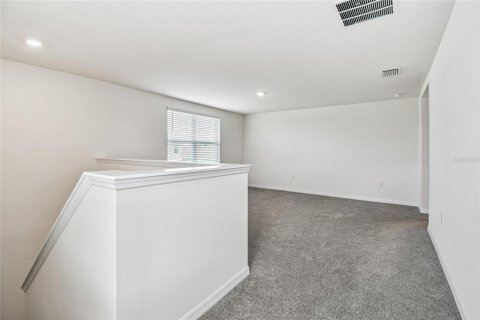 House in Tampa, Florida 4 bedrooms, 226.22 sq.m. № 2215664 - photo 22