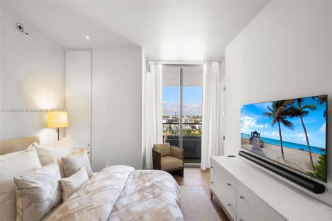 Condominio en venta en Bal Harbour, Florida, 3 dormitorios, 363.43 m2 № 1928933 - foto 25