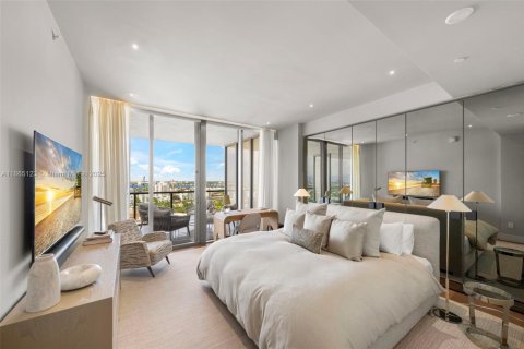 Condominio en venta en Bal Harbour, Florida, 3 dormitorios, 363.43 m2 № 1928933 - foto 22