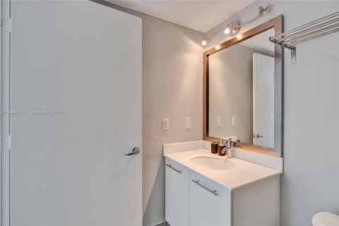 Copropriété à vendre à Miami, Floride: 3 chambres, 156.35 m2 № 1840701 - photo 11