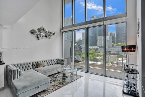 Copropriété à vendre à Miami, Floride: 3 chambres, 156.35 m2 № 1840701 - photo 1