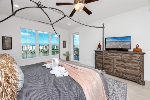 Condominio en venta en Madeira Beach, Florida, 3 dormitorios, 197.42 m2 № 1909539 - foto 28