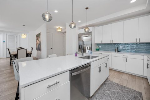 Condominio en venta en Madeira Beach, Florida, 3 dormitorios, 197.42 m2 № 1909539 - foto 16