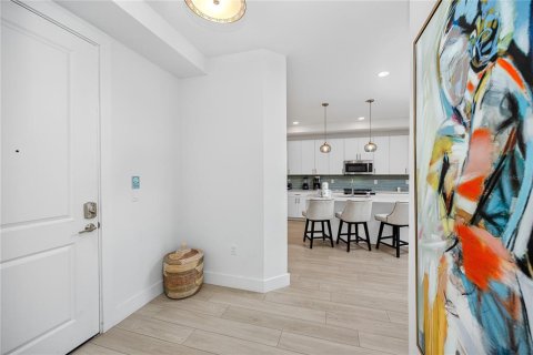 Condominio en venta en Madeira Beach, Florida, 3 dormitorios, 197.42 m2 № 1909539 - foto 11