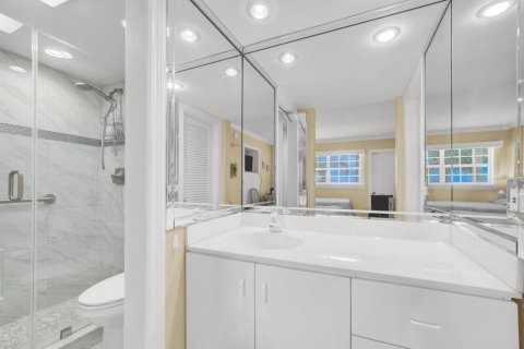 Copropriété à vendre à Pompano Beach, Floride: 2 chambres, 92.44 m2 № 2269128 - photo 15