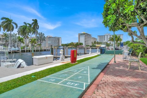 Copropriété à vendre à Pompano Beach, Floride: 2 chambres, 92.44 m2 № 2269128 - photo 25