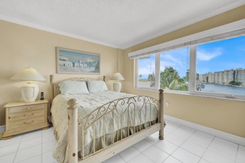 Copropriété à vendre à Pompano Beach, Floride: 2 chambres, 92.44 m2 № 2269128 - photo 11