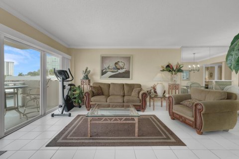 Copropriété à vendre à Pompano Beach, Floride: 2 chambres, 92.44 m2 № 2269128 - photo 7