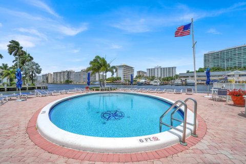 Copropriété à vendre à Pompano Beach, Floride: 2 chambres, 92.44 m2 № 2269128 - photo 27