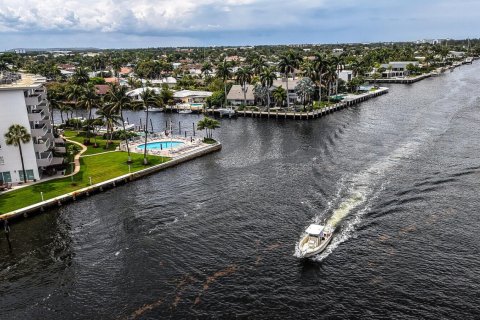 Copropriété à vendre à Pompano Beach, Floride: 2 chambres, 92.44 m2 № 2269128 - photo 2