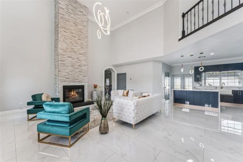 Villa ou maison à vendre à Orlando, Floride: 6 chambres, 418.25 m2 № 2144473 - photo 6