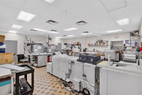 Immobilier commercial à vendre à Auburndale, Floride: 481.79 m2 № 2134068 - photo 17