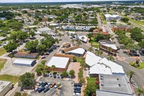 Immobilier commercial à vendre à Auburndale, Floride: 481.79 m2 № 2134068 - photo 6