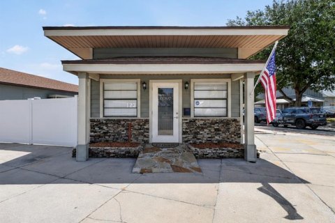 Immobilier commercial à vendre à Auburndale, Floride: 481.79 m2 № 2134068 - photo 2