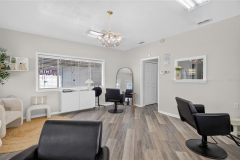 Immobilier commercial à vendre à Auburndale, Floride: 481.79 m2 № 2134068 - photo 29