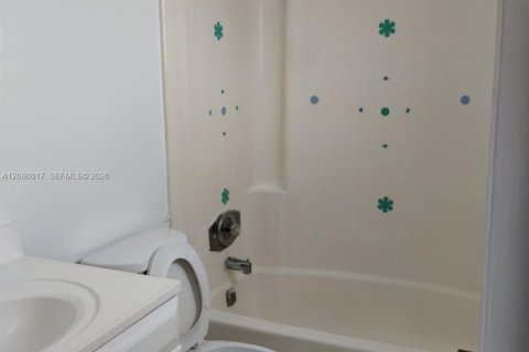 Copropriété à louer à Lauderhill, Floride: 2 chambres, 89.09 m2 № 2357584 - photo 10