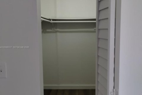 Copropriété à louer à Lauderhill, Floride: 2 chambres, 89.09 m2 № 2357584 - photo 12