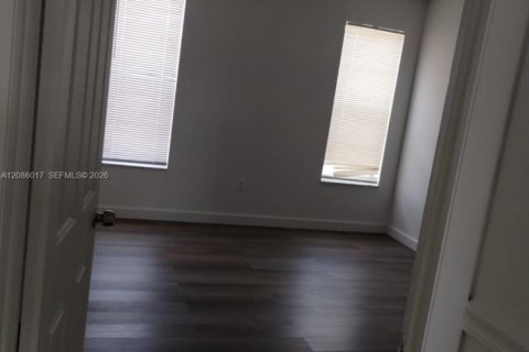 Copropriété à louer à Lauderhill, Floride: 2 chambres, 89.09 m2 № 2357584 - photo 9