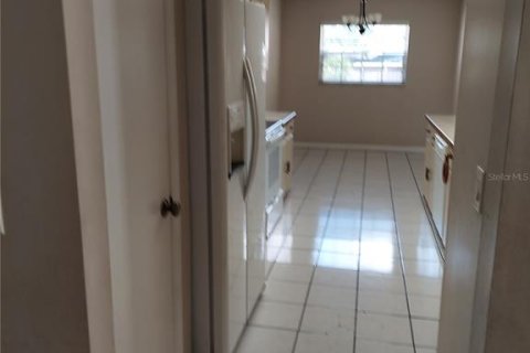 Villa ou maison à vendre à Orlando, Floride: 4 chambres, 230.77 m2 № 2140184 - photo 3