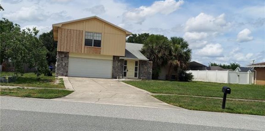 Villa ou maison à Orlando, Floride 4 chambres, 230.77 m2 № 2140184