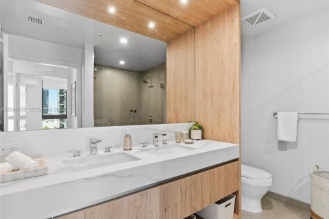 Купить кондоминиум в Майами, Флорида 2 спальни, 70.05м2, № 2177779 - фото 11