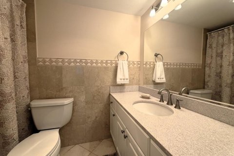 Condo in Hollywood, Florida, 2 bedrooms  № 2265370 - photo 23