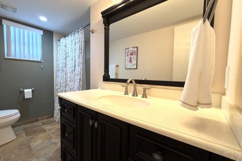 Condo in Hollywood, Florida, 2 bedrooms  № 2265370 - photo 27