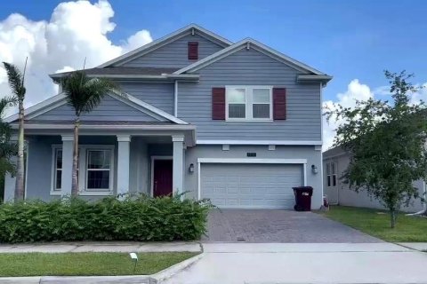 House in Kissimmee, Florida 5 bedrooms, 305.65 sq.m. № 2394258