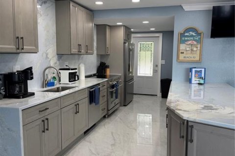 Villa ou maison à vendre à Clearwater, Floride: 4 chambres, 278.34 m2 № 2329238 - photo 25