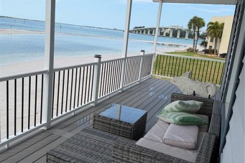 Villa ou maison à vendre à Clearwater, Floride: 4 chambres, 278.34 m2 № 2329238 - photo 18