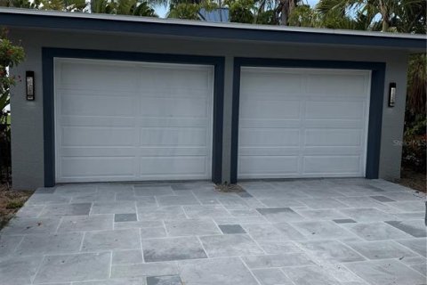 Villa ou maison à vendre à Clearwater, Floride: 4 chambres, 278.34 m2 № 2329238 - photo 3