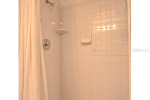 Copropriété à louer à Sarasota, Floride: 2 chambres, 107.86 m2 № 250138 - photo 14