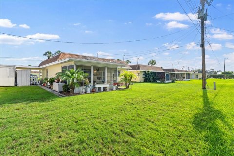 Casa en venta en Lehigh Acres, Florida, 2 dormitorios, 91.97 m2 № 2217212 - foto 25