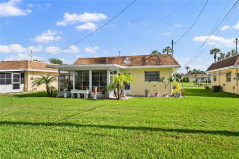 Casa en venta en Lehigh Acres, Florida, 2 dormitorios, 91.97 m2 № 2217212 - foto 27