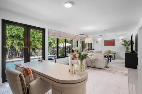 Villa ou maison à vendre à Miami Shores, Floride: 3 chambres, 208.94 m2 № 1969137 - photo 11